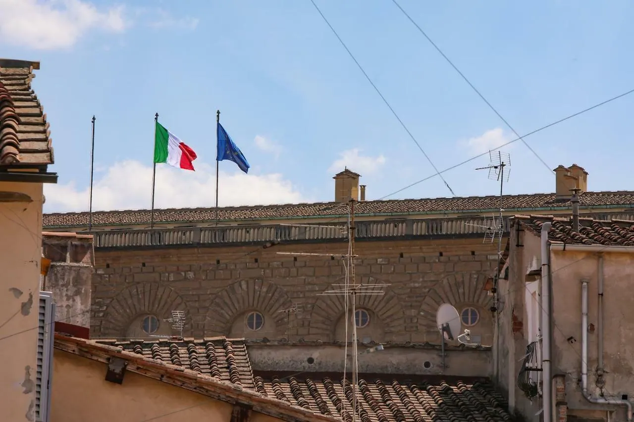 Santo Spirito 3 Bedroom Florence Italy
