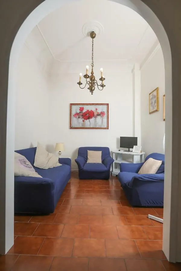 Santo Spirito 3 Bedroom Florence
